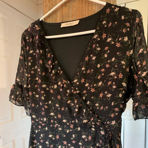 Ruffle blossom dress - Picture 2 of 4